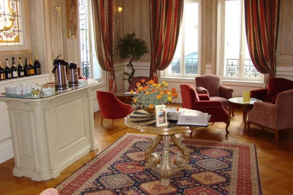 Hotel Castel Jeanson Ay-Champagne Buitenkant foto